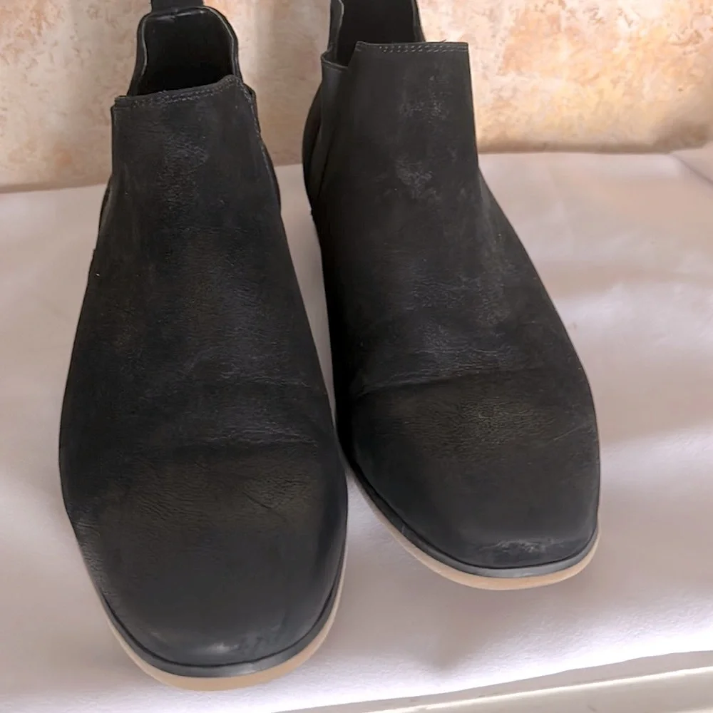 Kenneth Cole Mens Chelsea Black Boot Leather Festival Casual Distressed Size 10